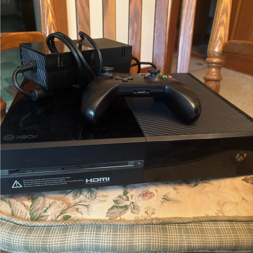 Black Gaming Console Bundle